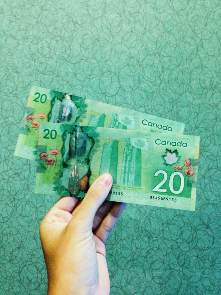 dollar canadian