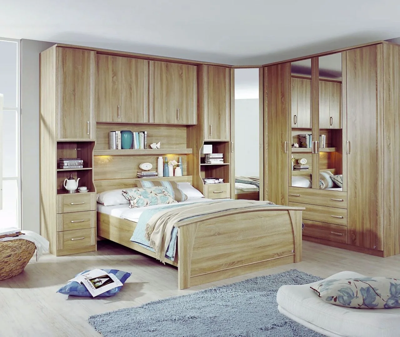 Overbed Unit