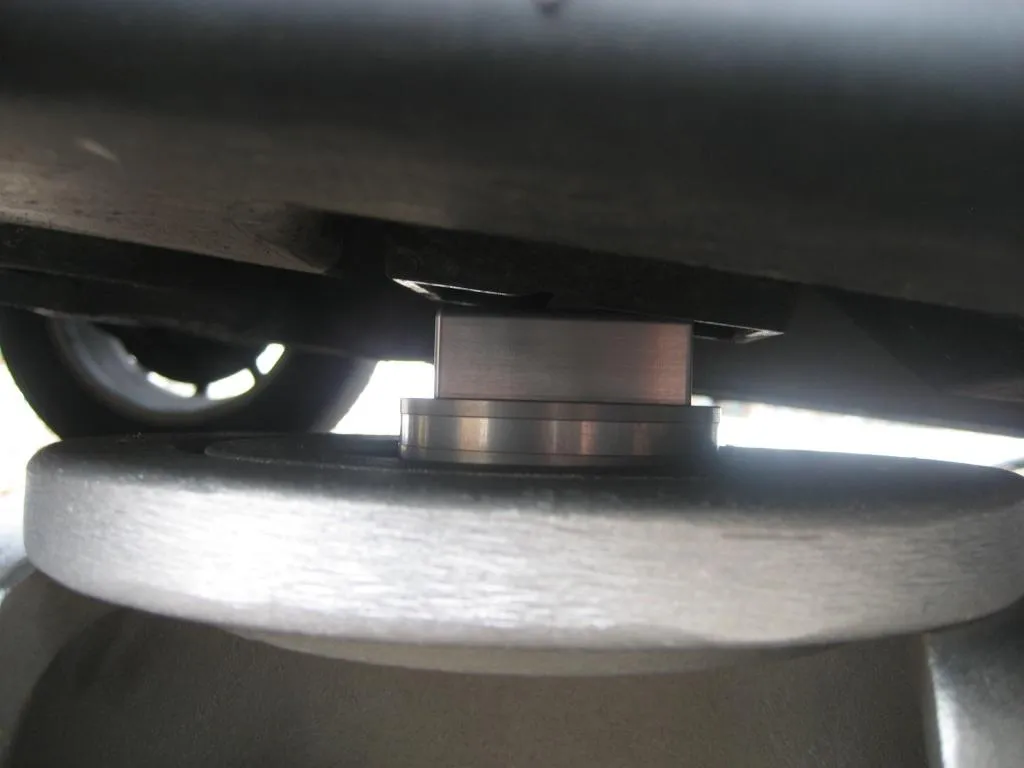 Top 20 Benefits of Trapping Grease in Rubber Strut Boot