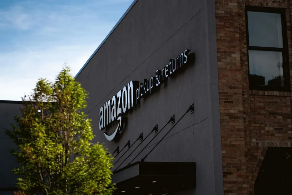 How to Contact Amazon Customer Service: 5 Quick Ways 2 How to Contact Amazon Customer Service