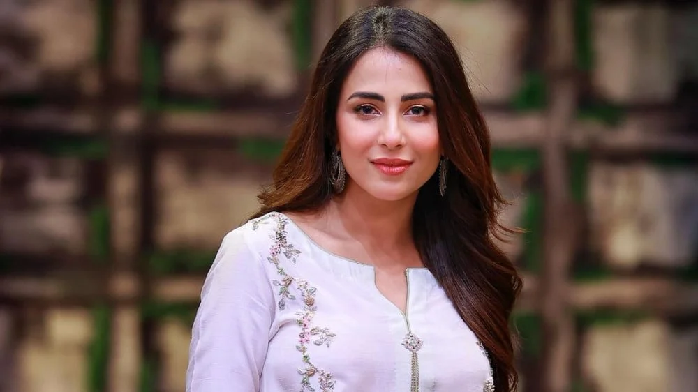 Ushna Shah: 25+ Fascinating Facts About Pakistan’s Most Dynamic Star 4 Ushna Shah: 25+ Fascinating Facts